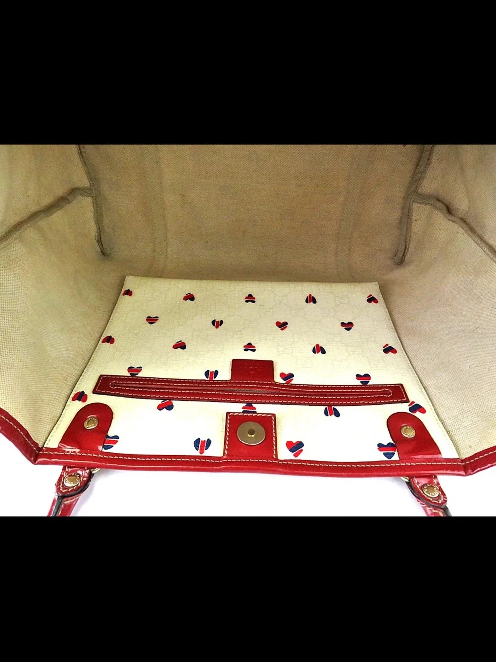 Gucci Cream Tote with Red Heart Motif